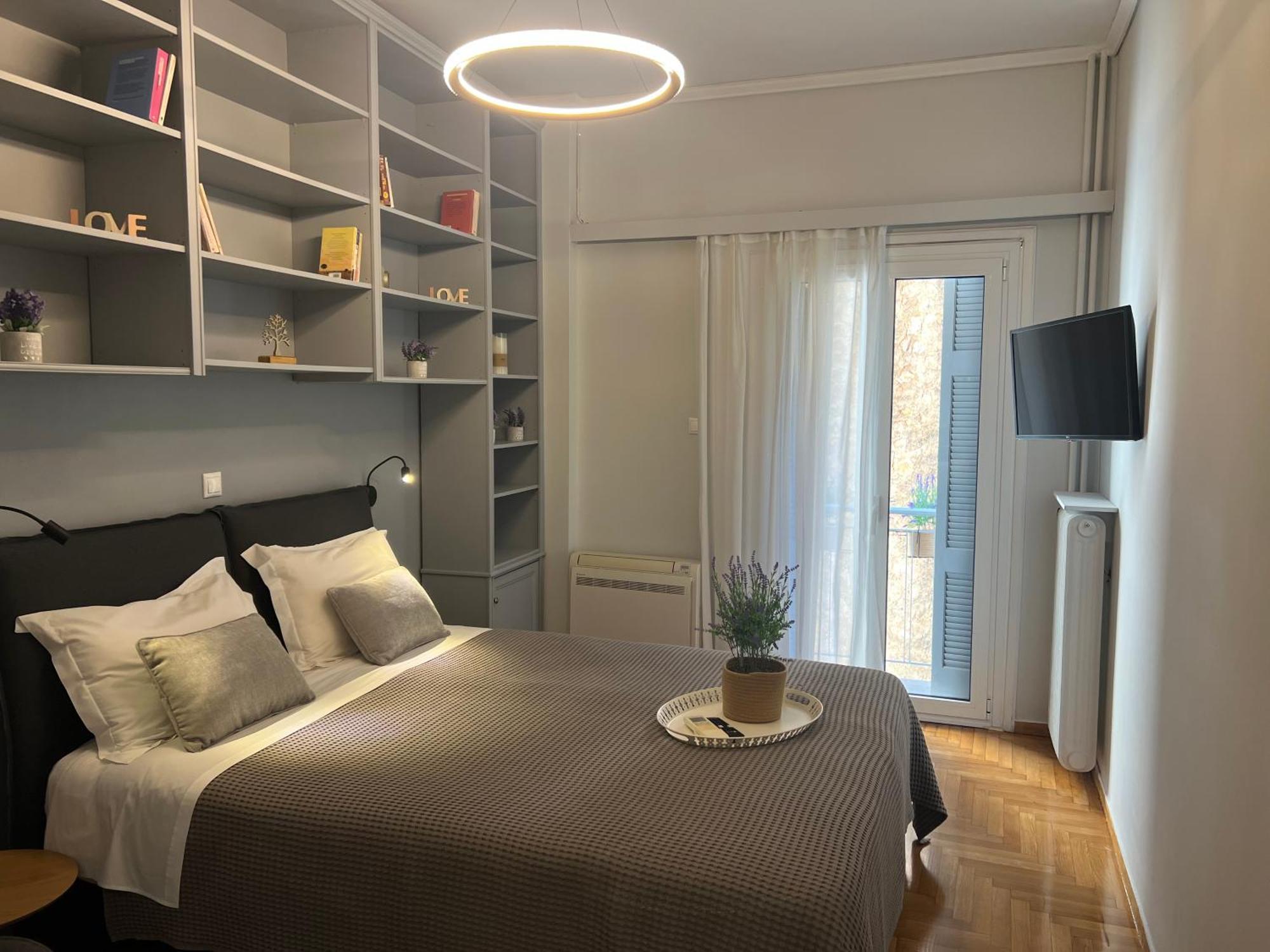 Ferienwohnung Living Near Acropolis By Sylvia Staikou 2Nd & 3D Floor Athen Exterior foto