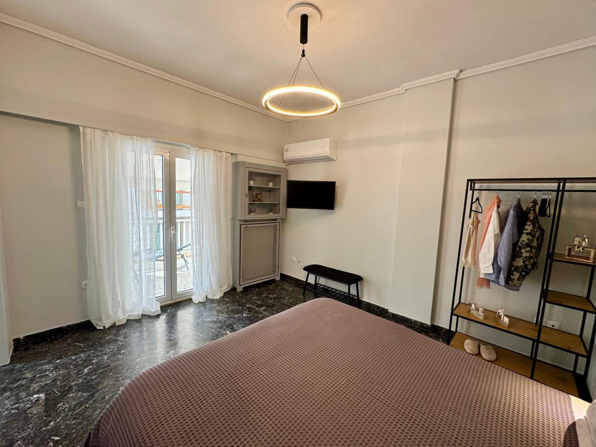 Ferienwohnung Living Near Acropolis By Sylvia Staikou 2Nd & 3D Floor Athen Exterior foto