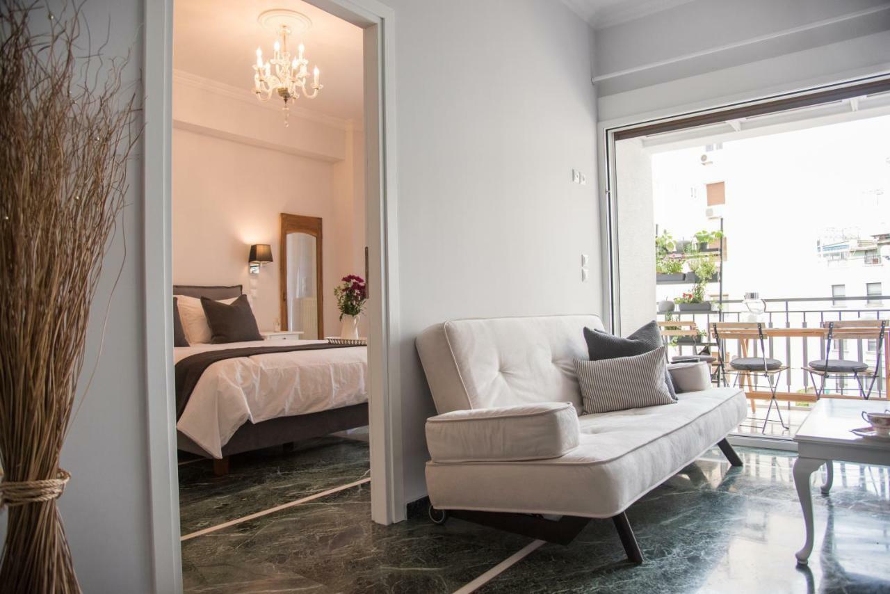 Ferienwohnung Living Near Acropolis By Sylvia Staikou 2Nd & 3D Floor Athen Exterior foto